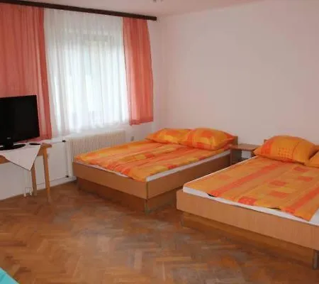 尼卡青年旅舍 旅馆