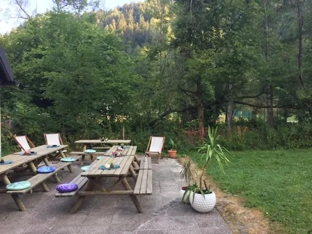 Vandrarhem Youth Nika Kranjska Gora